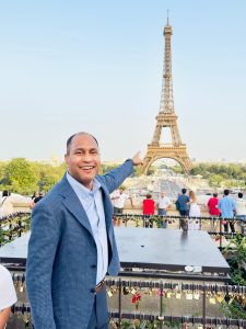 Our highly respected Managing Editor, Enamul Haque Enam is currently in the enchanting city of Paris